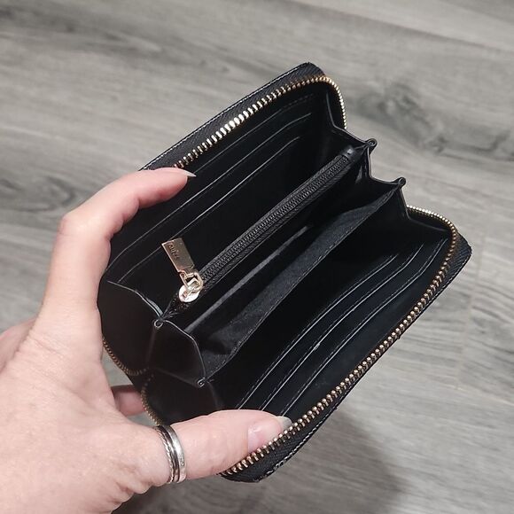 Guess Black Meridan Medium Zip Around Wallet - Picture 7 of 7